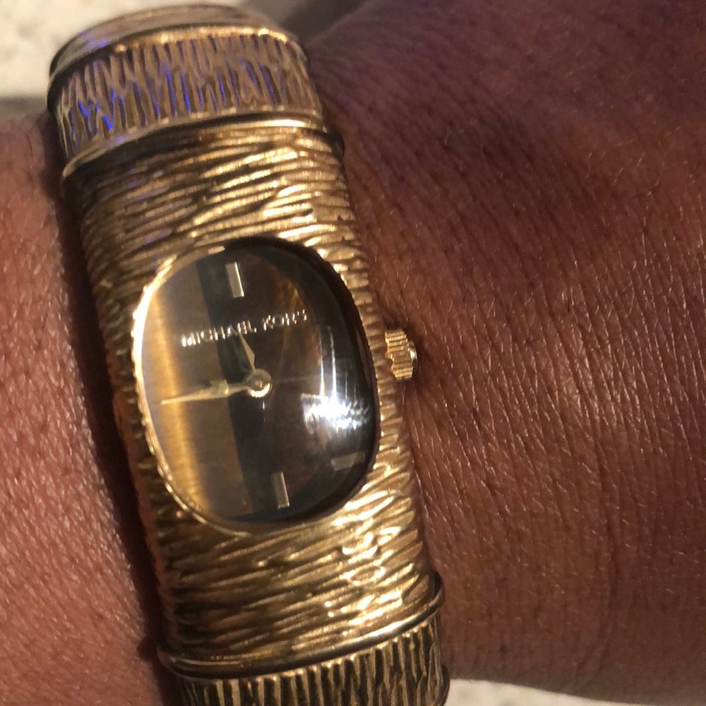 MICHAEL KORS WATCH - Picture 1 of 4